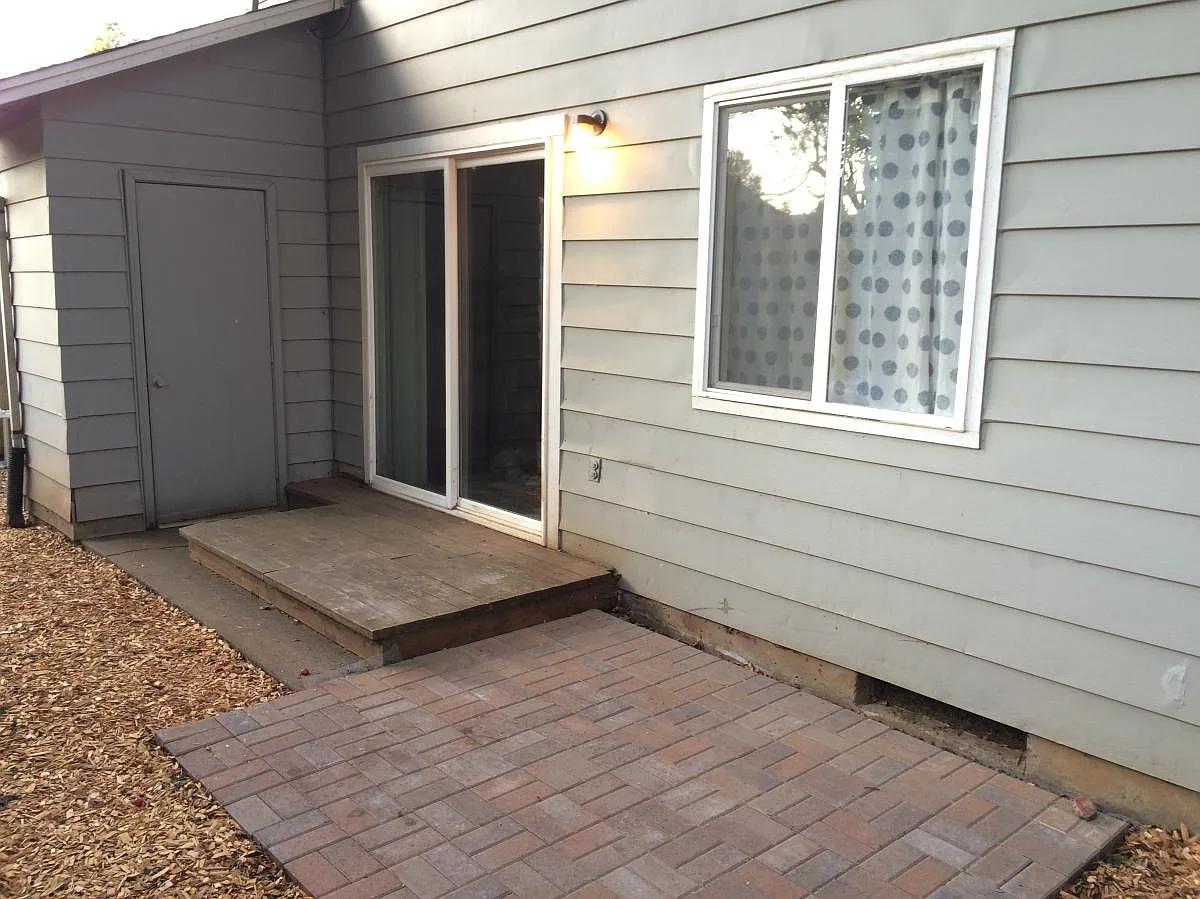 3 bed, 1.5 bath, 1260 sqft, $2,200 — Photo 3