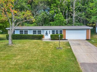 37 Riviera Ct, Saint Louis, MO 63146