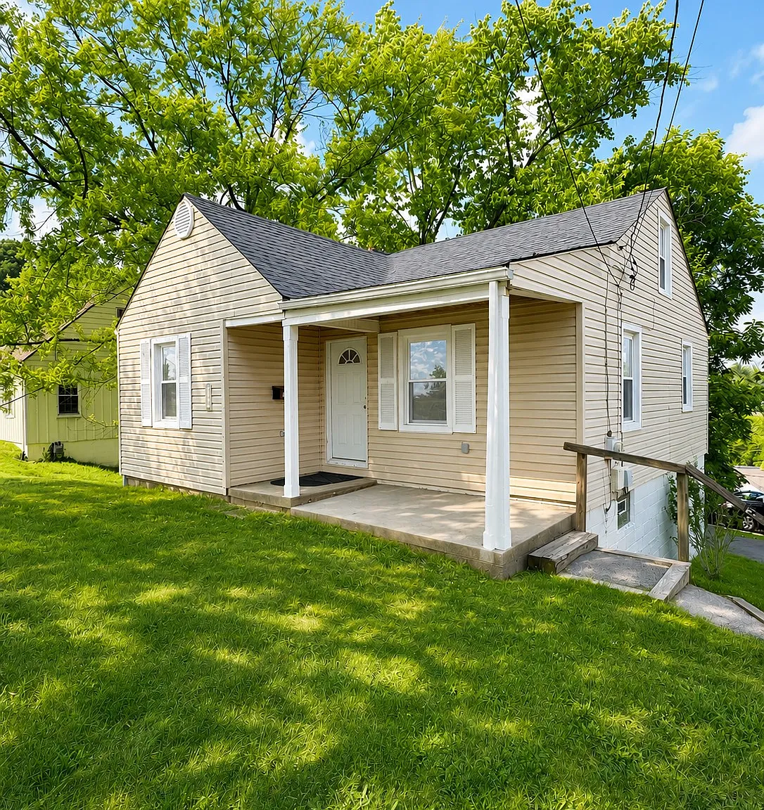 2 bed, $1,600 — Photo 2