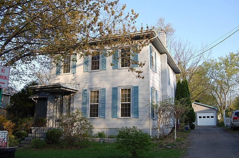 1st image of 155 Chapin St