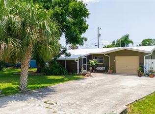1213 Pondella Cir, North Fort Myers, FL 33903