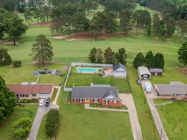 820 N College Dr, Cedartown, GA 30125