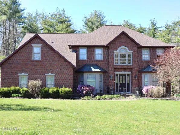 22 Birkdale Court, Slingerlands, NY 12159