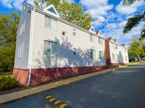 1117 Forest St APT 2