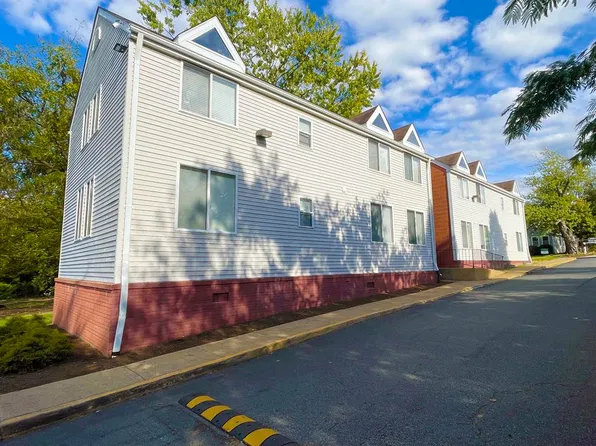 Forest Street Apartments