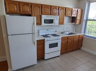 511 Woodward Ave APT 3, Ridgewood, NY 11385