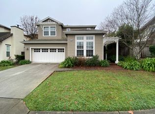 119 Oak Grove Dr, Novato, CA 94949