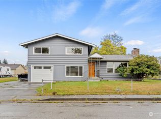 763 Cedar St, Blaine, WA 98230