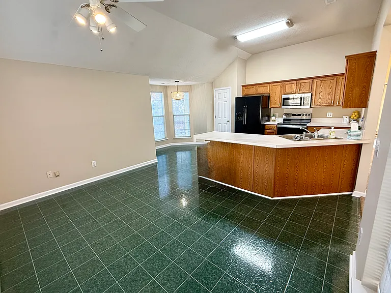 2862 Eagle View Pl NW — Photo 12