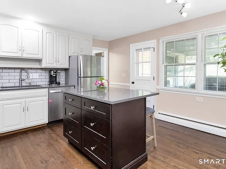 180 Weeping Willow Ln — Photo 10