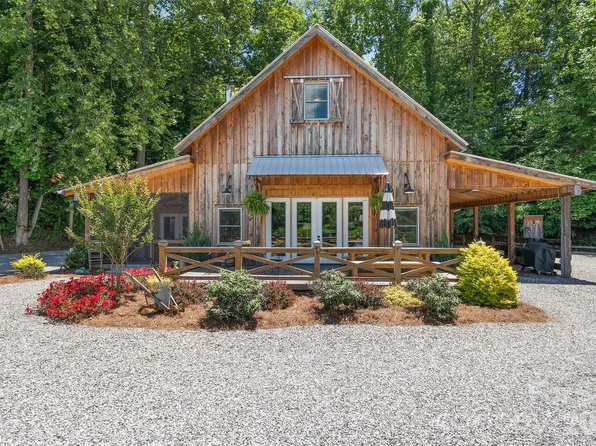 258 Vance St, Waynesville, NC 28786