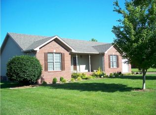 3040 Singletree Dr, Hopkinsville, KY 42240