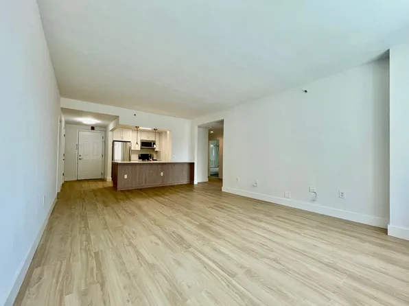 2101 City Place image 12 of 37