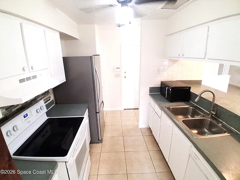 18 Forrell Ave — Photo 7