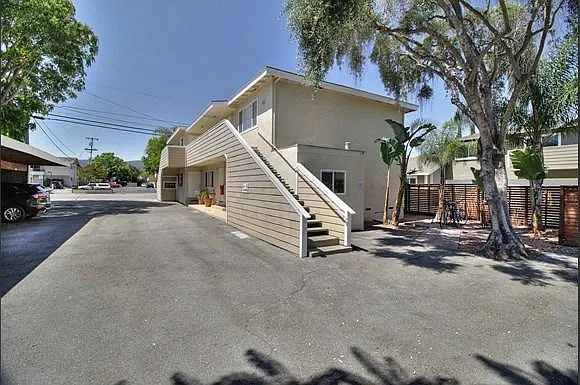 1846 California St #4 — Photo 6