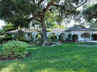1763 Riviera Cir, Sarasota, FL 34232