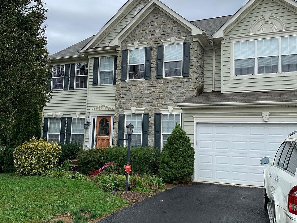 1st image of 14 Morrison Ct