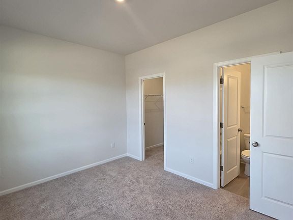 5th image of 415 Dodger Ave Lot 4