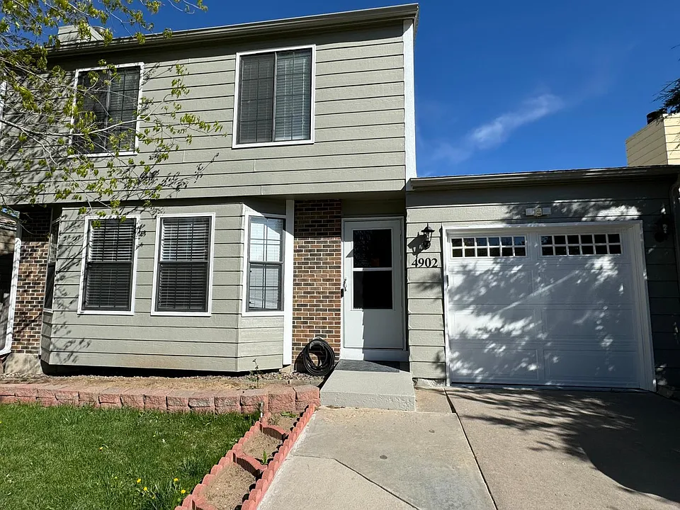 4902 S Richfield Cir
