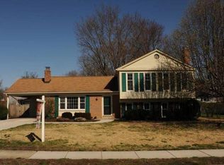 7629 Hayfield Rd, Alexandria, VA 22315