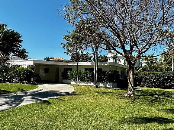 2nd image of 799 Curtiswood Dr