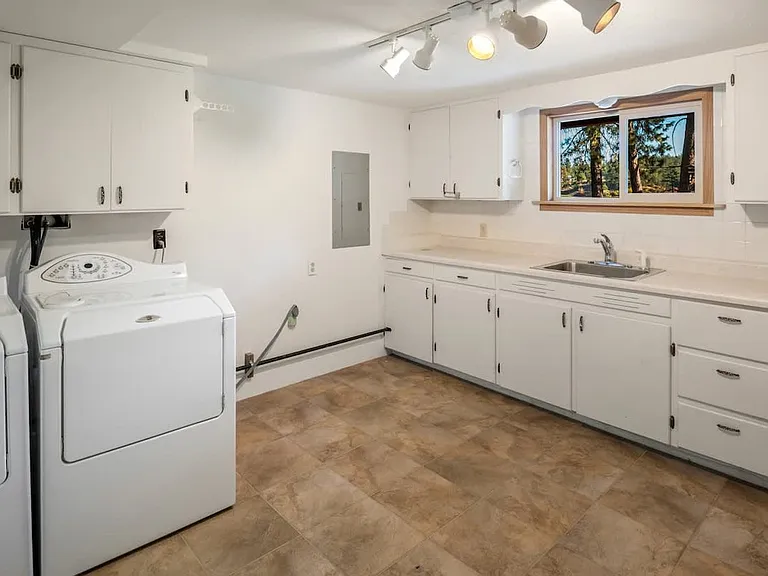 Laundry Room Cabinet