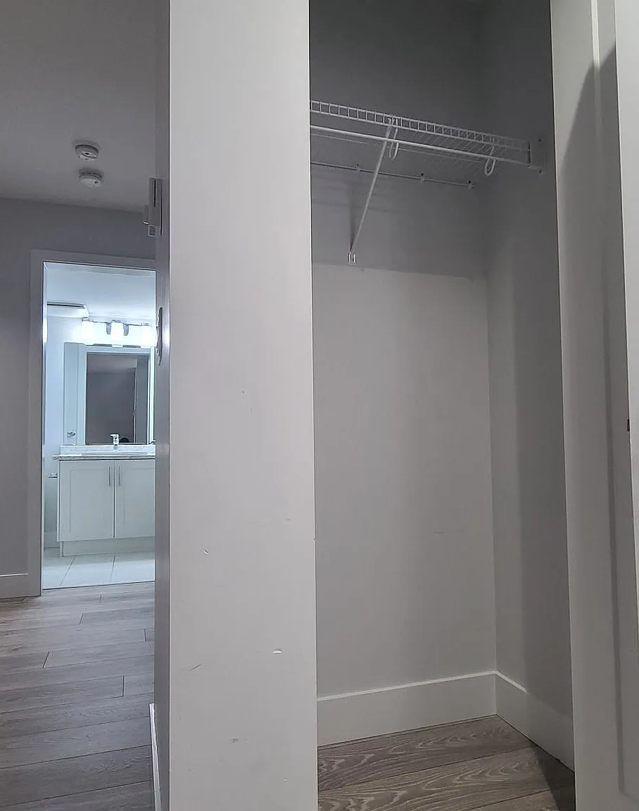 1 bed, 700 sqft, $1,600 — Photo 4