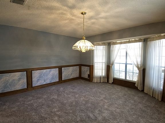 5th image of 1443 Brittany Ln