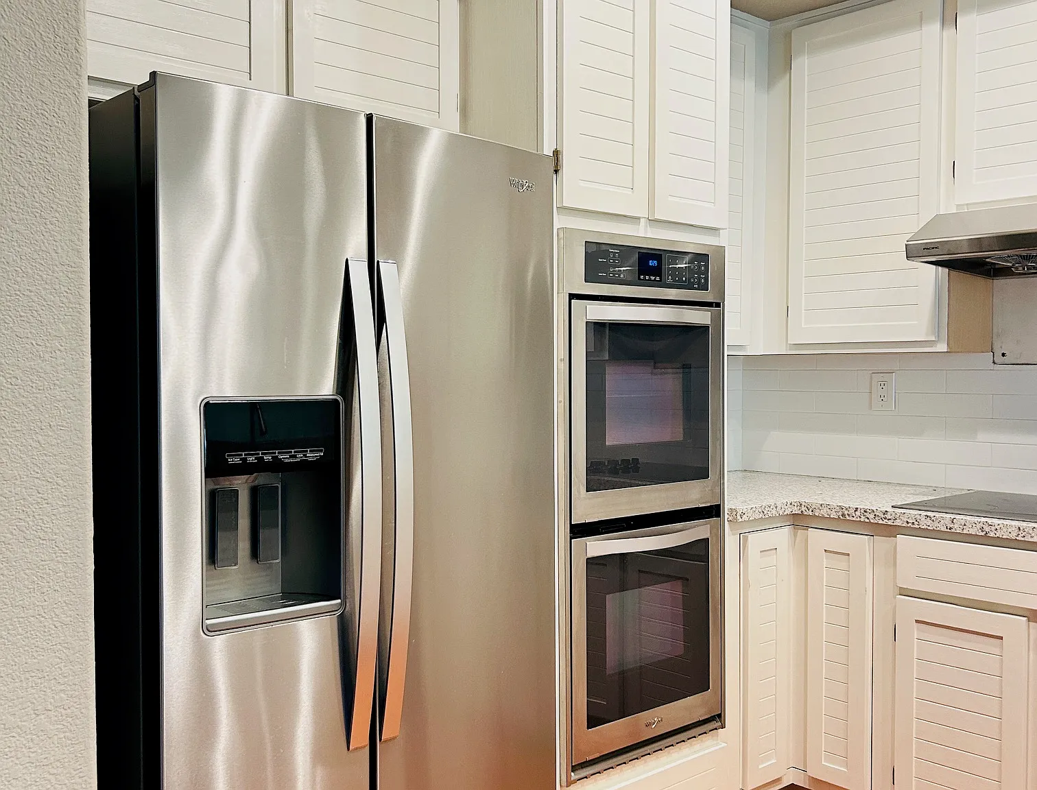 2 bed, 2.5 bath, 1726 sqft, $3,750 — Photo 4