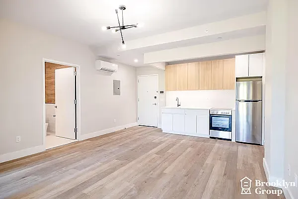 1711 Hancock St #505 — Photo 1
