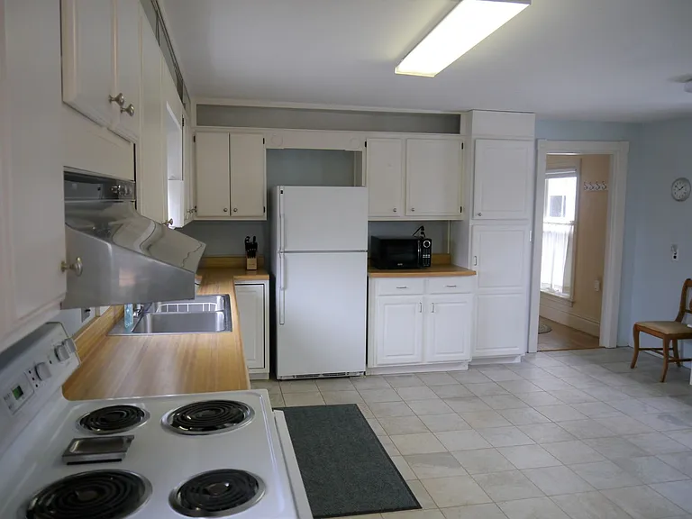9 Cedar St — Photo 9