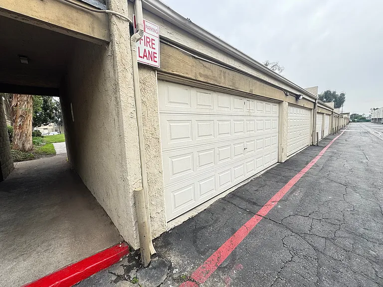 1133 E Alosta Ave #B201 — Photo 23