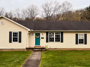 115 Valley St, Salem, WV