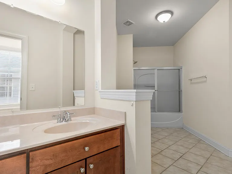 722 Pierside Dr — Photo 23