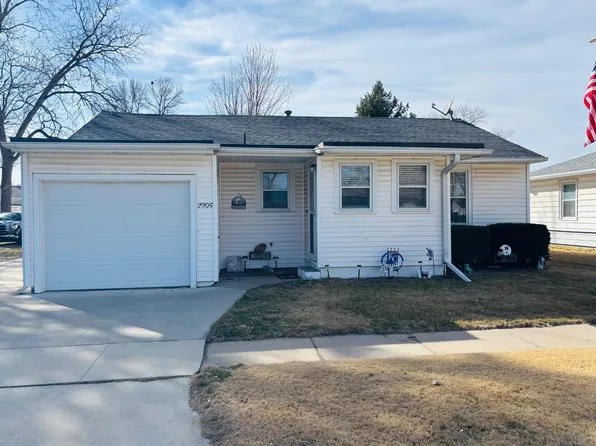 2905 A St, South Sioux City, NE 68776