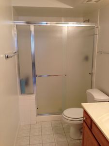 5225 N Riversedge Ter APT 205, Chicago, IL, 60630