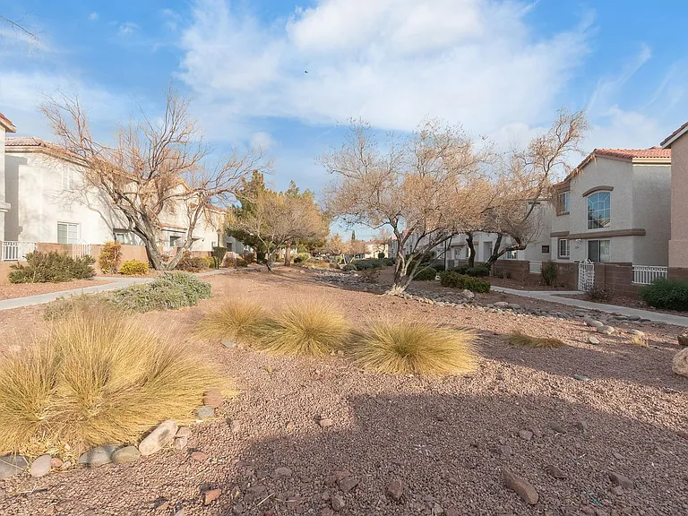 3211 Sunrise Cove Ave — Photo 28
