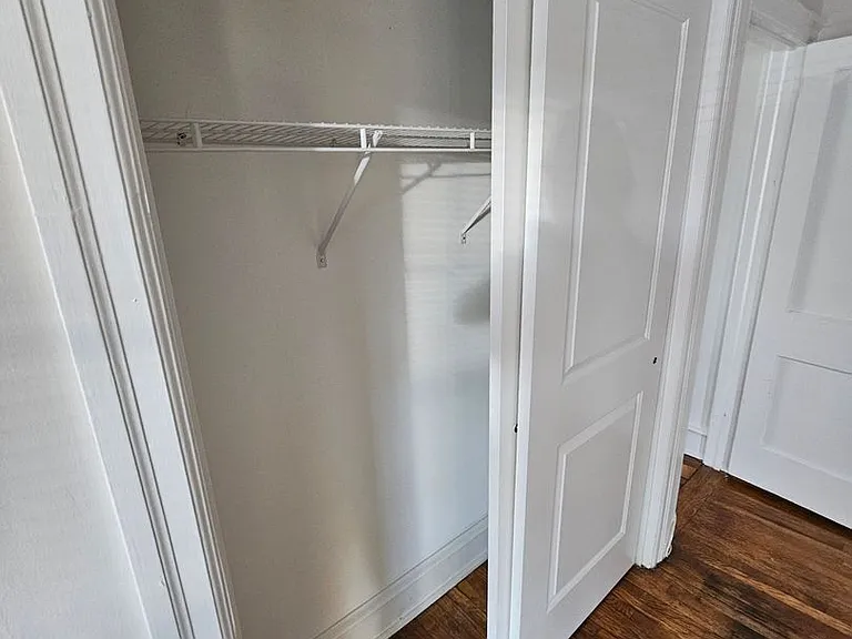 410 Linden St — Photo 24