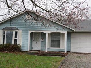 1426 Radiance Dr, Belleville, IL