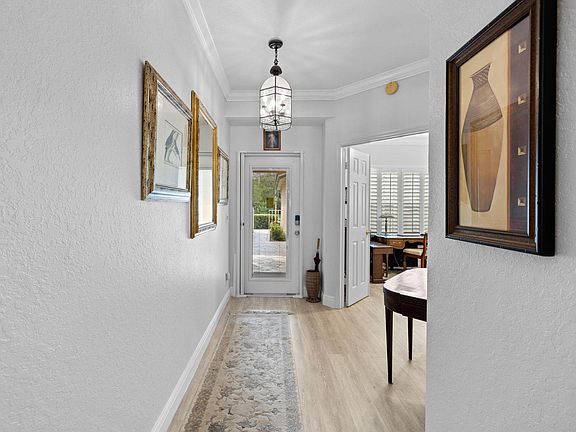 4th image of 2120 Cay Lagoon Dr APT 213