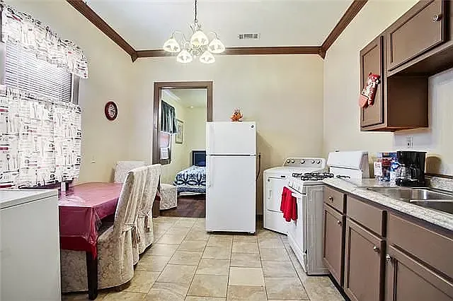 2 bed, 805 sqft, $1,095 — Photo 2