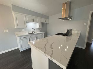 Tri-plex 2 bedroom 1 bathroom apartment offers a unique blend of comfort and convenience in the h..., Fontana, CA 92335
