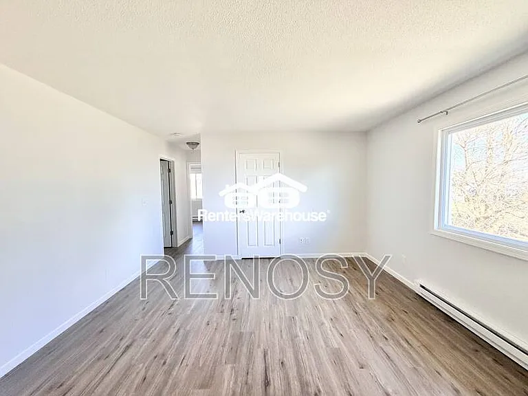 211 S Green St #1 — Photo 11