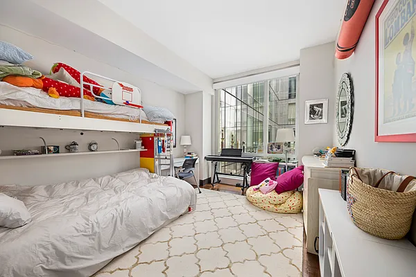 Rented by Douglas Elliman | media 29