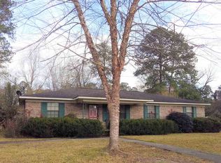 1604 Brookwood Dr, Brewton, AL 36426