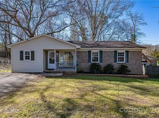 211 Vinton Dr, Dallas, NC 28034