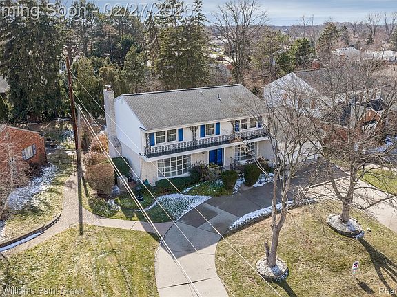 4th image of 4732 Barcroft Way