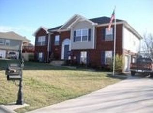 2794 Cascade Dr, Clarksville, TN 37042