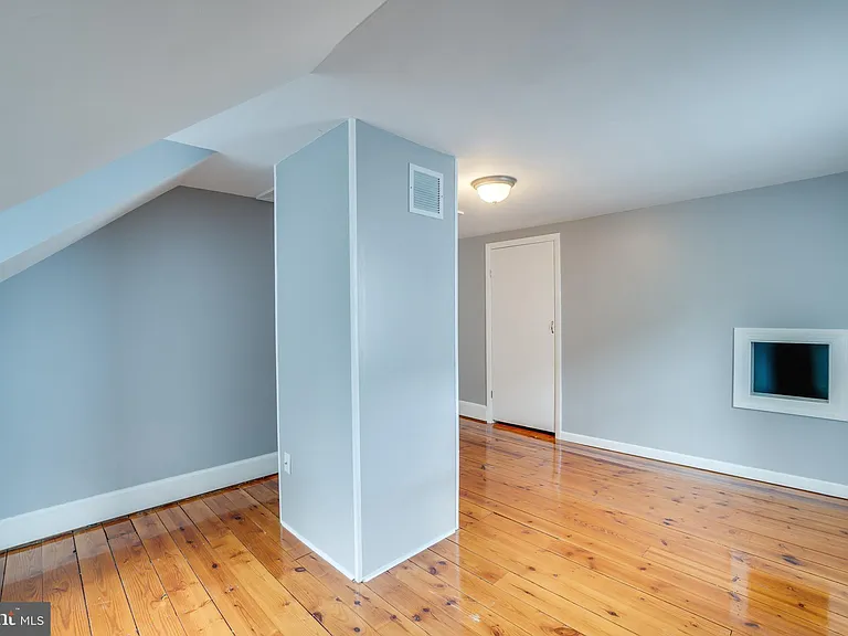 712 Freeman St — Photo 30