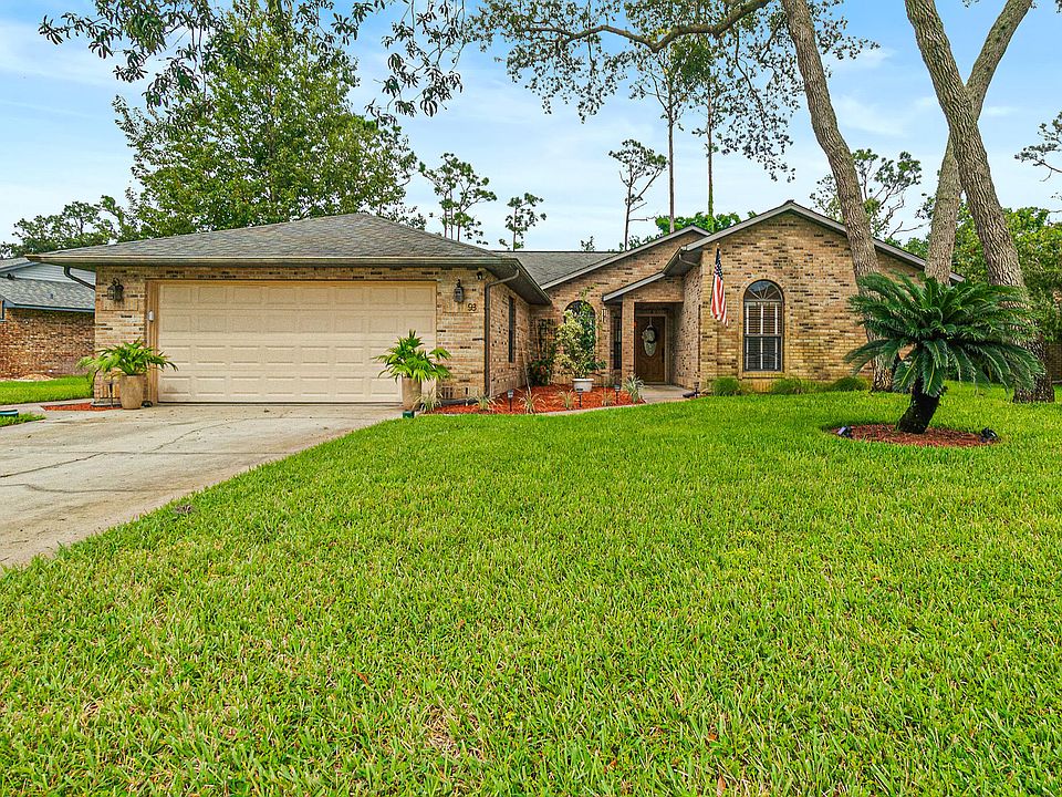 1st image of 93 Carriage Creek Way